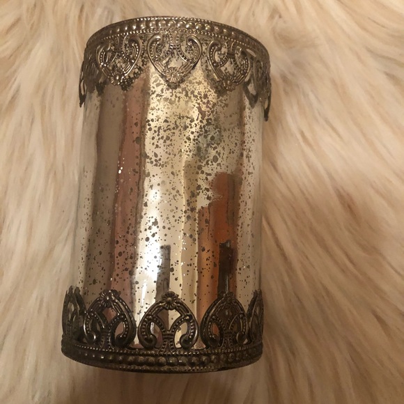 Bloomingdale's Accents Like New Vase From Bloomingdales Poshmark